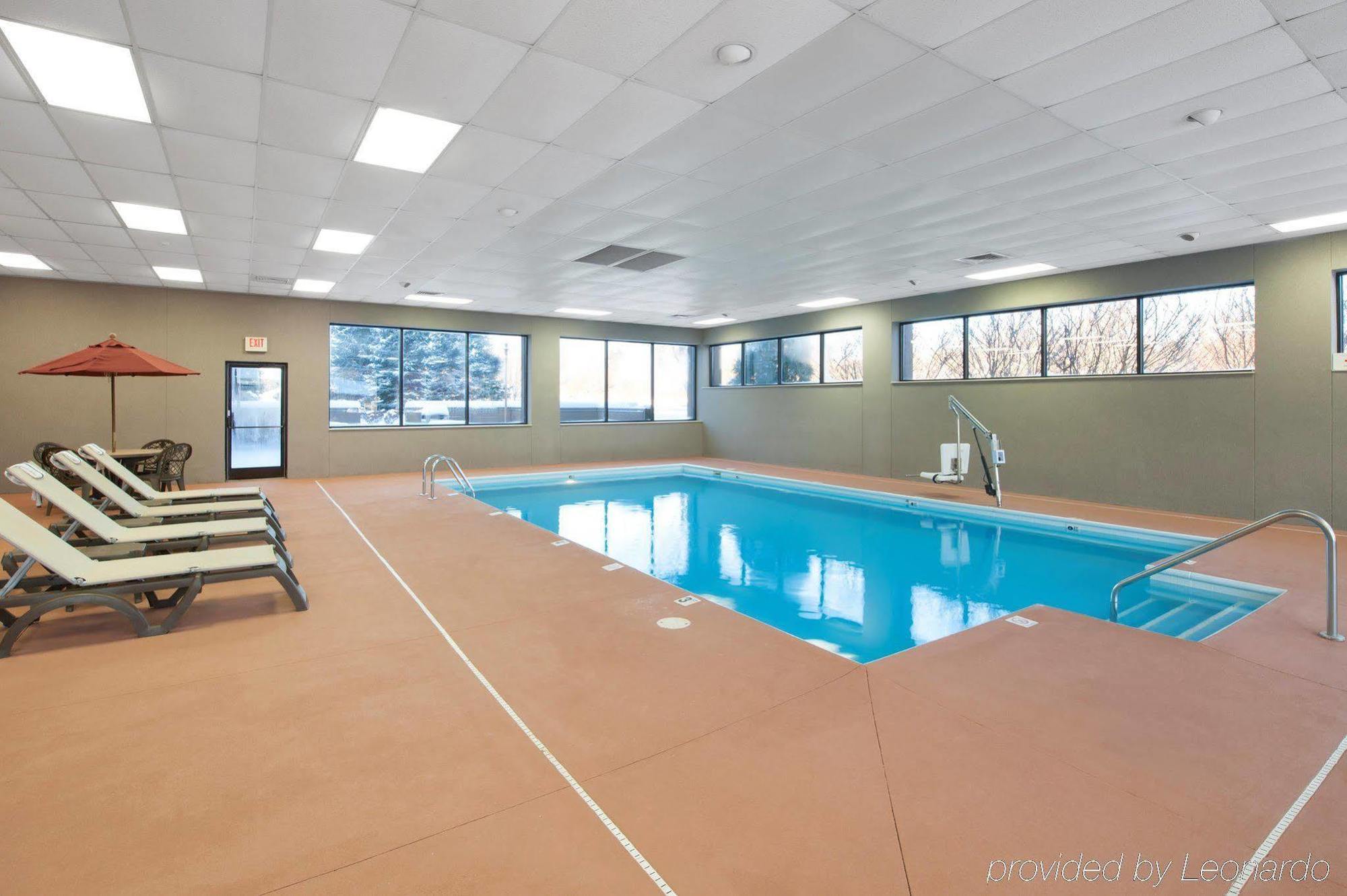 Surestay Plus Hotel By Best Western Stevensville St Joseph Eksteriør bilde